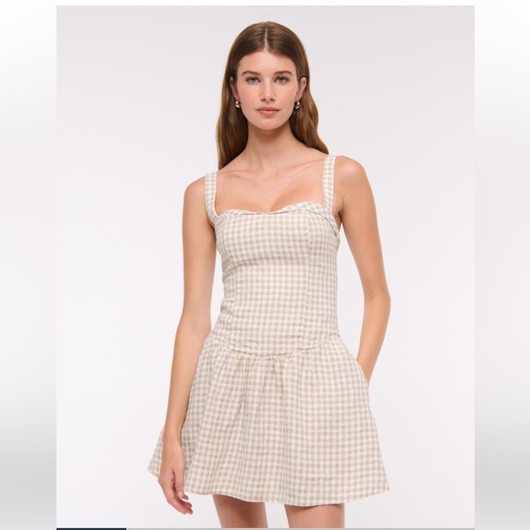 Abercrombie & Fitch Dresses & Skirts - NWT Abercrombie & Fitch Premium Linen Drop-Waist Skort Size Large TALL